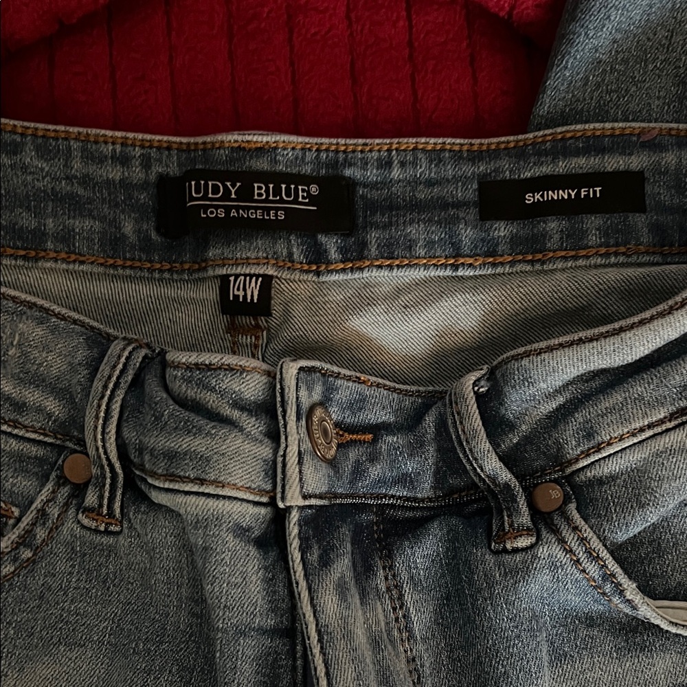 Judy Blue Light Wash Denim Jeans